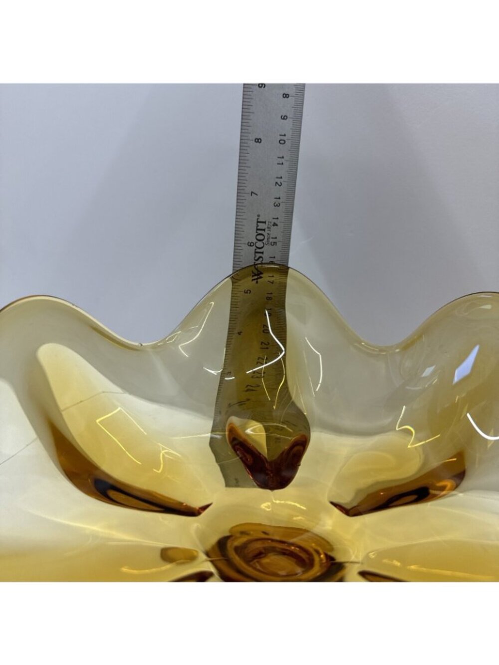 Amber Pedestal Glass Bowl Wavy Rim 11" Diameter Vintage Art Glass Centerpiece - Picture 6 of 7